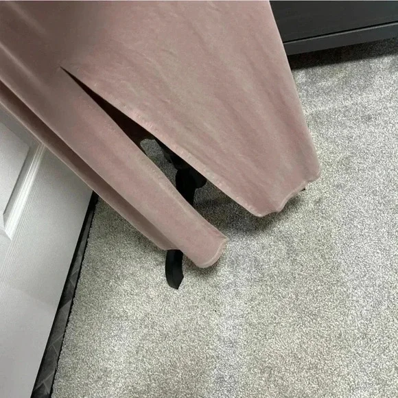 Priv Dress - Picture 4 of 7